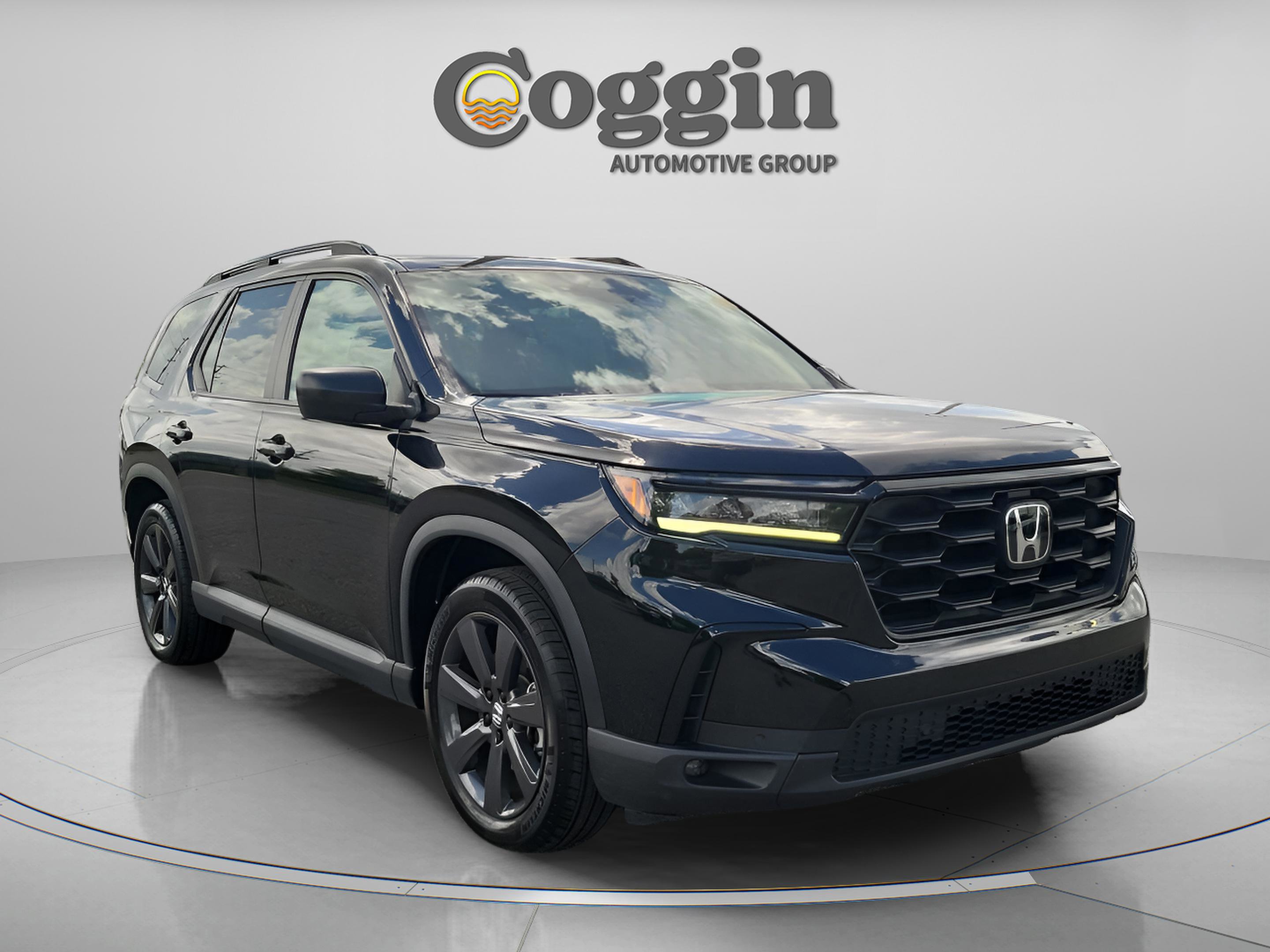 Certified 2024 Honda Pilot Sport image 8