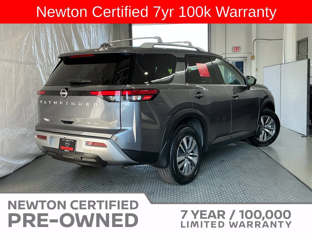 Used 2025 Nissan Pathfinder SL AWD/4WD image 27