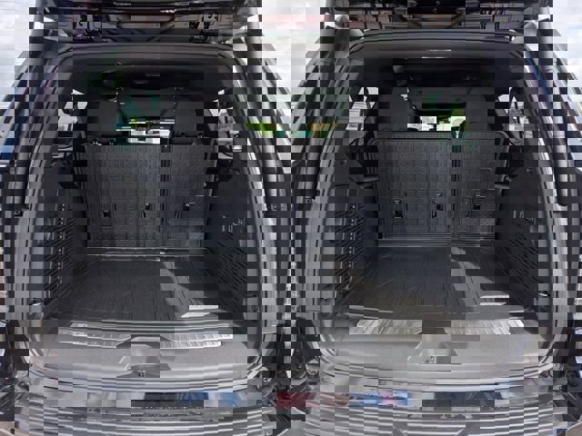 New 2026 Chevrolet Suburban Premier w/ Sun And Tow Package image 14