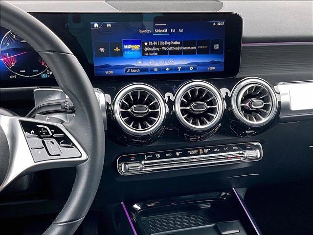 Used 2025 Mercedes-Benz GLB 250 image 8