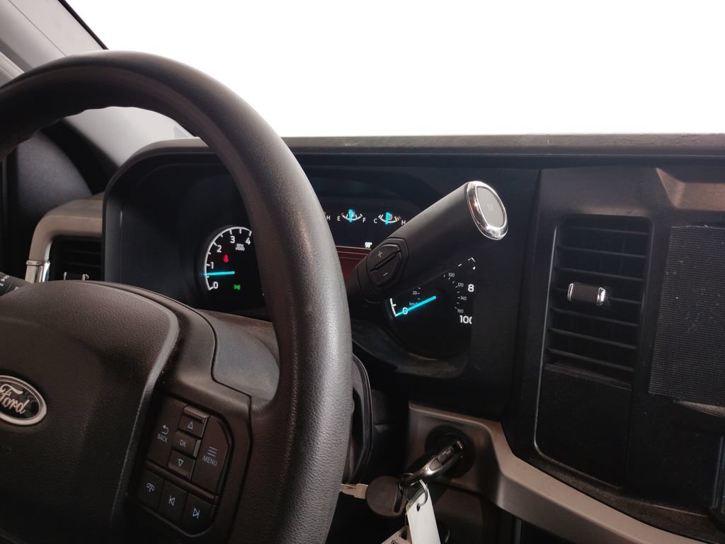 Used 2023 Ford F250 XLT AWD/4WD image 31