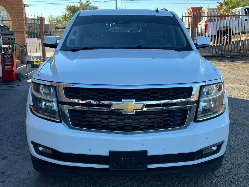 Used 2015 Chevrolet Suburban LT image 3