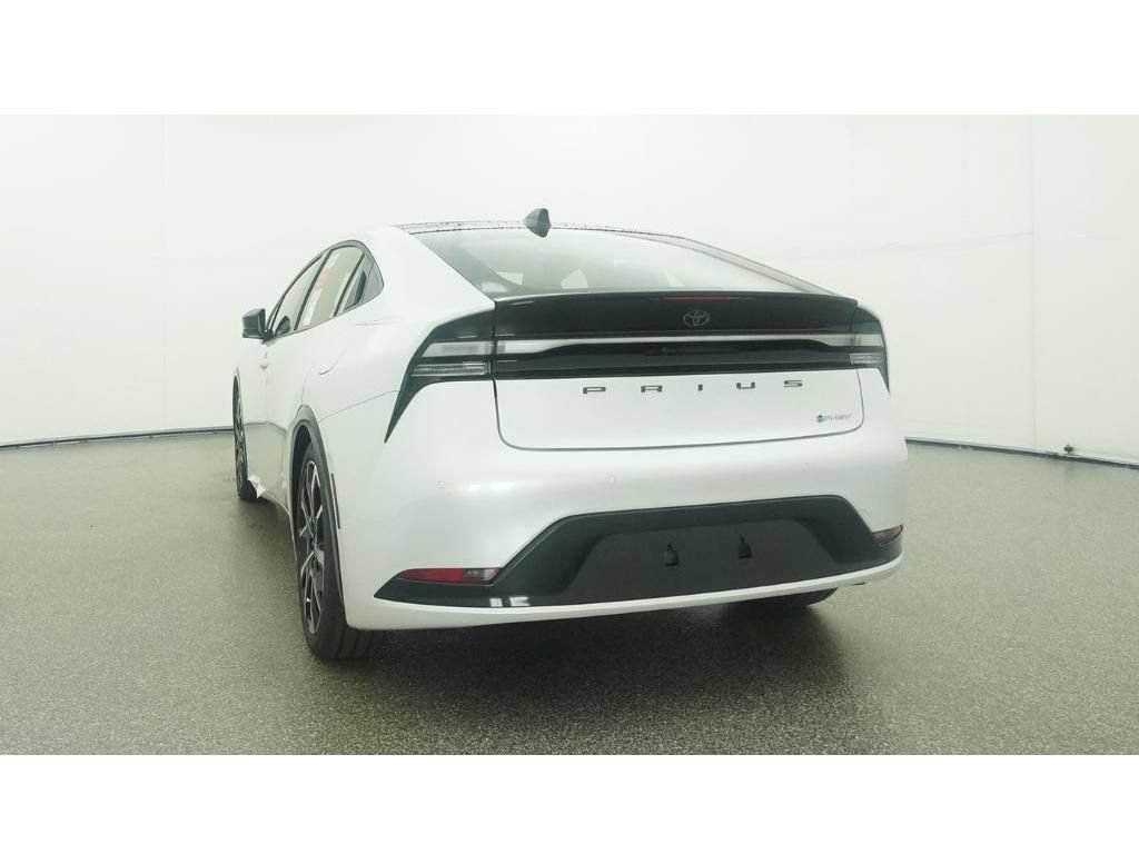 New 2026 Toyota Prius Plug-In Hybrid FWD image 22