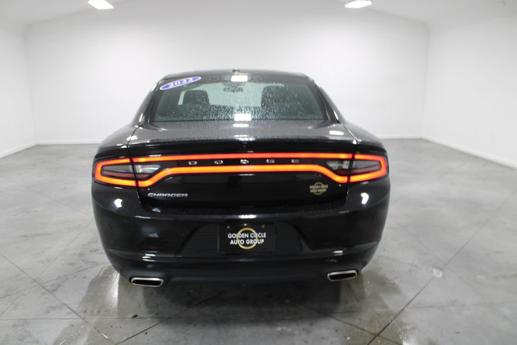 Used 2022 Dodge Charger SXT RWD image 8