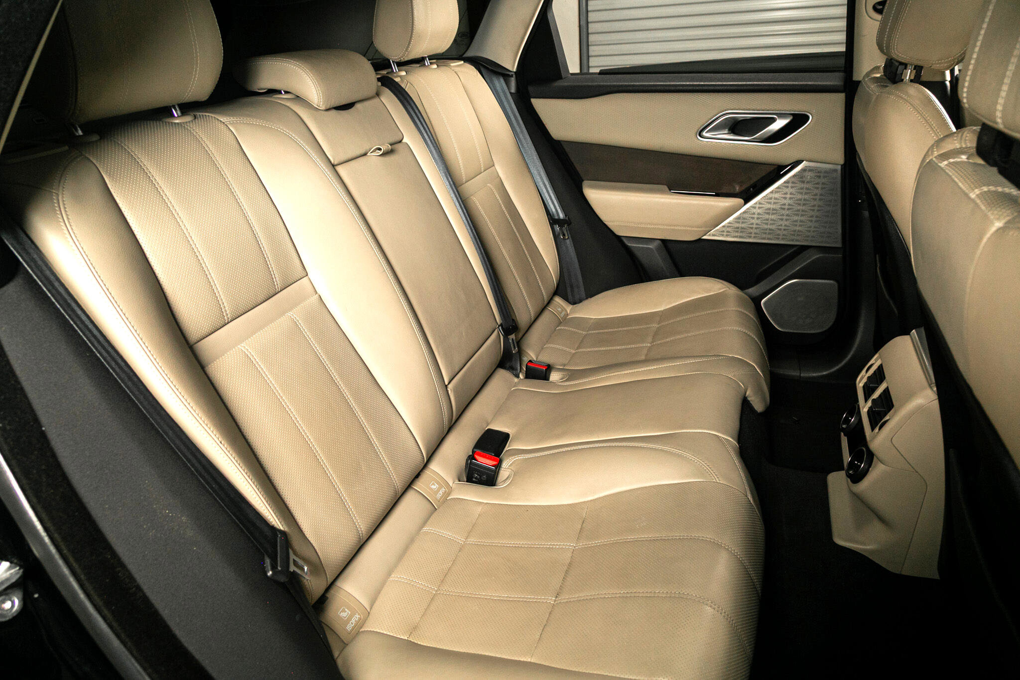 Used 2020 Land Rover Range Rover Velar S image 26