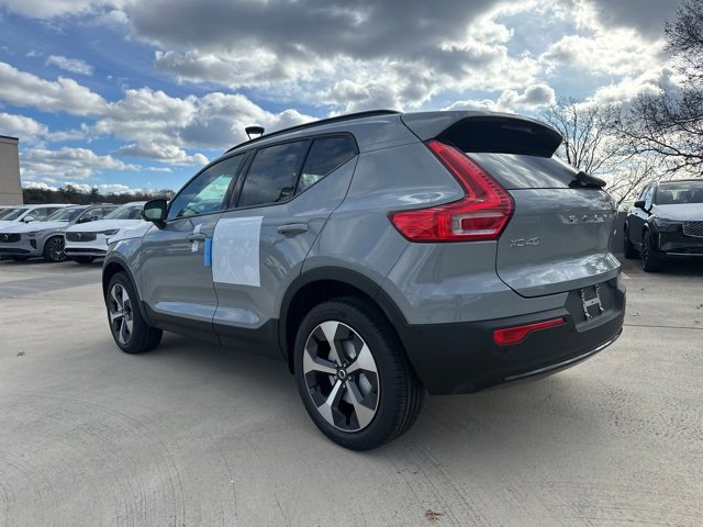 New 2026 Volvo XC40 B5 Plus w/ Protection Package Premier image 5