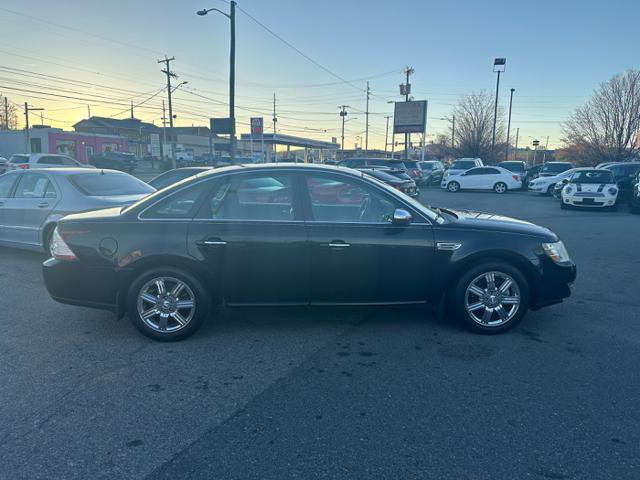 Used 2009 Ford Taurus Limited image 4