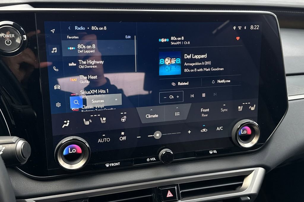 Used 2025 Lexus RX 450h AWD w/ Convenience Package image 22