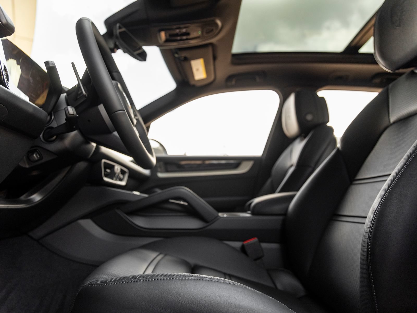 New 2026 Porsche Cayenne S AWD/4WD image 22