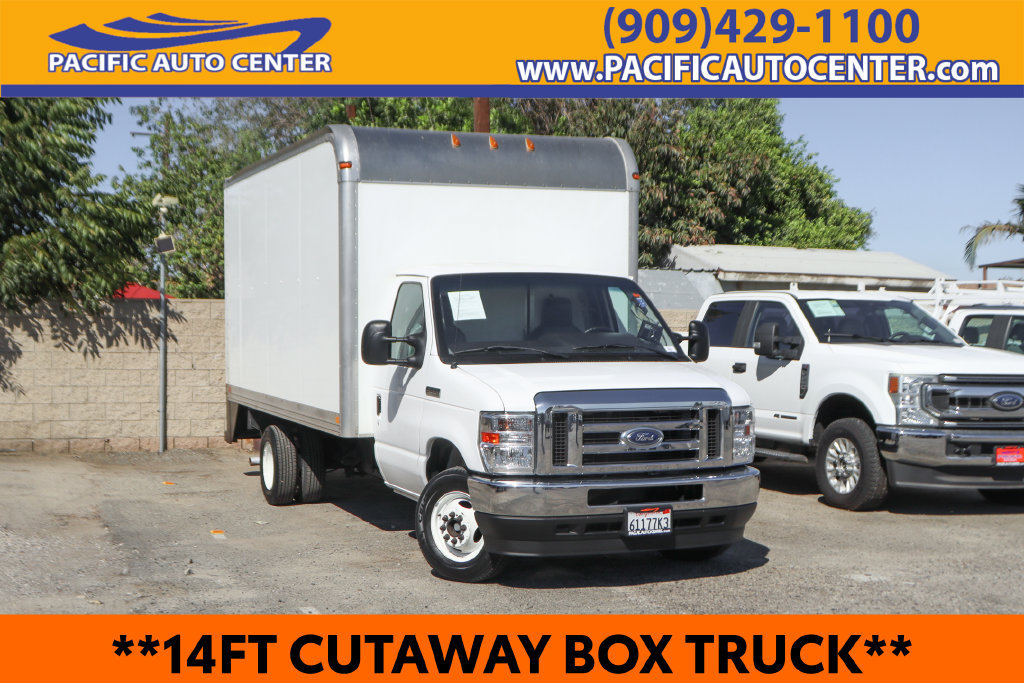 Used 2022 Ford E-450 and Econoline 450 Super Duty w/ Power Windows & Locks Group