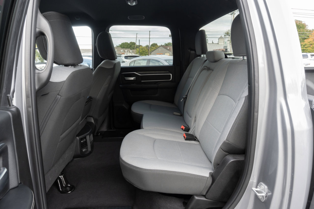 Used 2024 RAM 2500 Big Horn w/ Bed Utility Group image 22