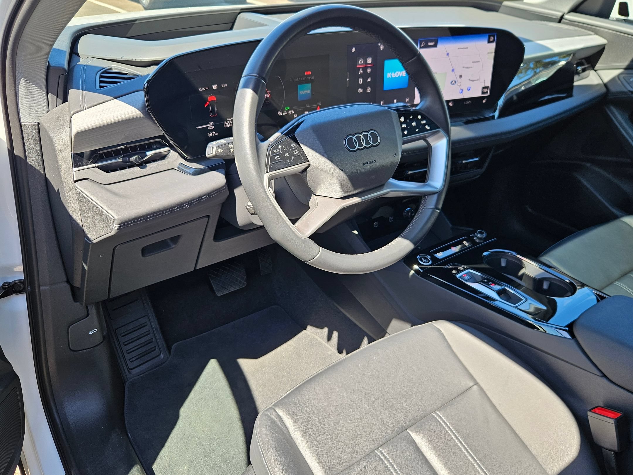 Used 2025 Audi Q6 e-tron Premium Plus w/ Premium Plus AWD/4WD image 12
