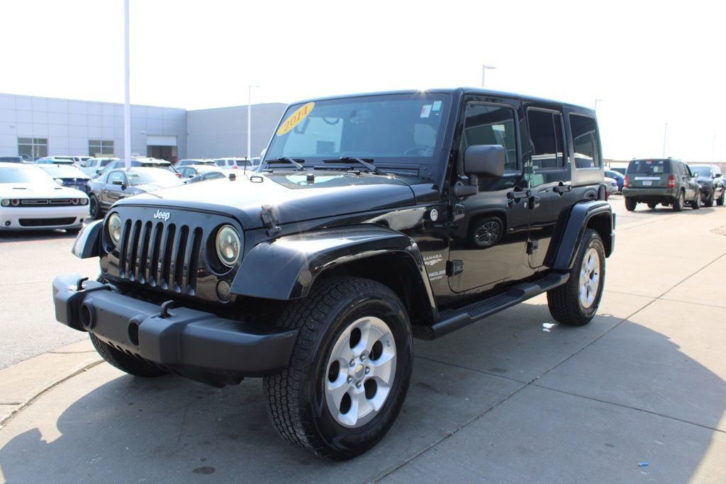 Used 2014 Jeep Wrangler Unlimited Sahara w/ Connectivity Group image 3