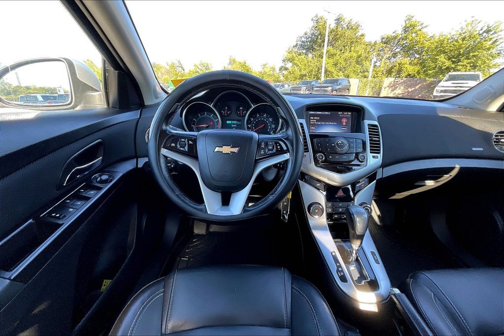 Used 2015 Chevrolet Cruze LT FWD image 7