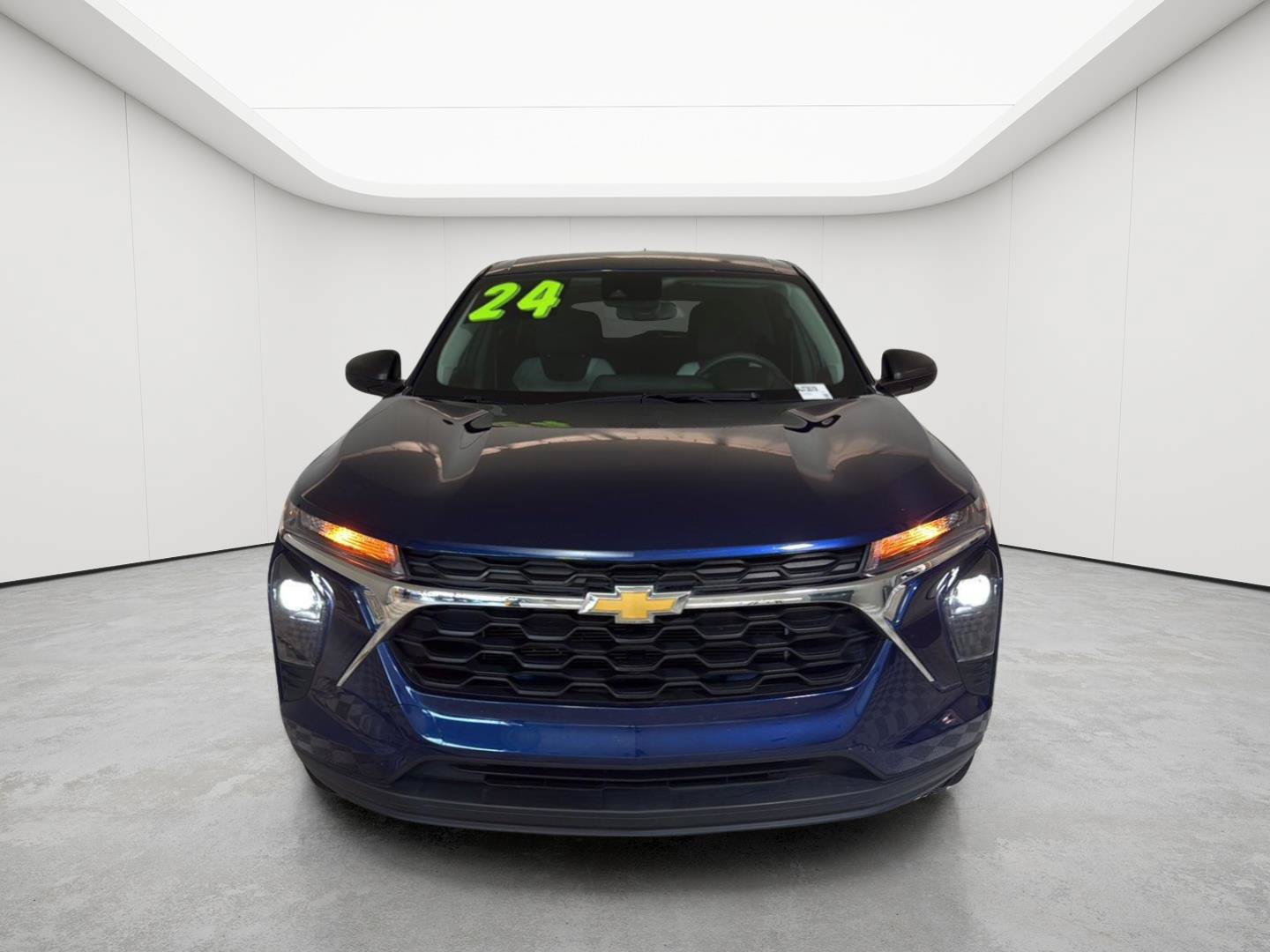Certified 2024 Chevrolet Trax LS FWD image 11