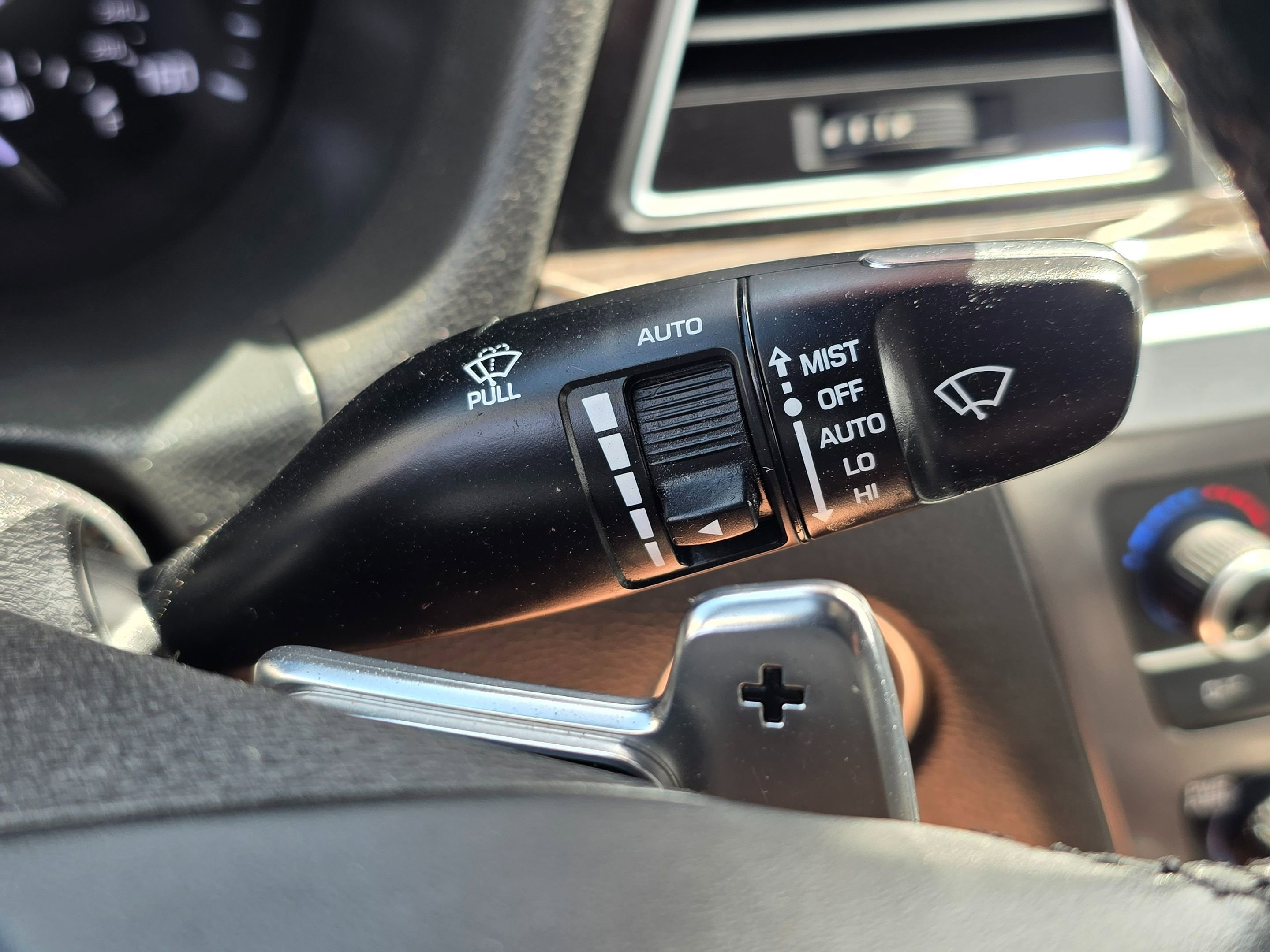Used 2018 Genesis G80 3.8 image 40