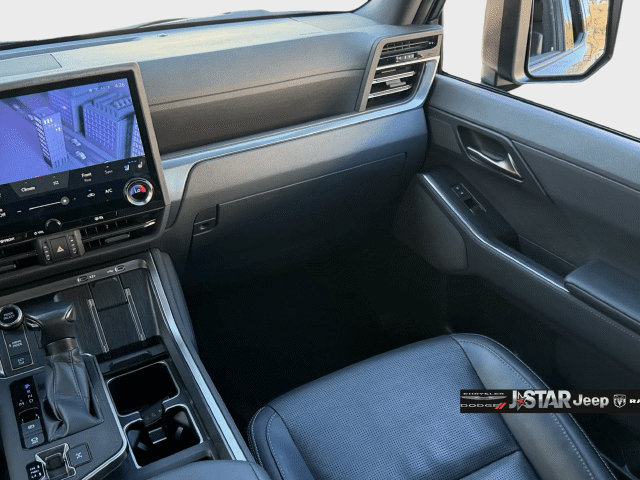 Used 2024 Lexus GX 550 w/ Cold Area Package AWD/4WD image 16