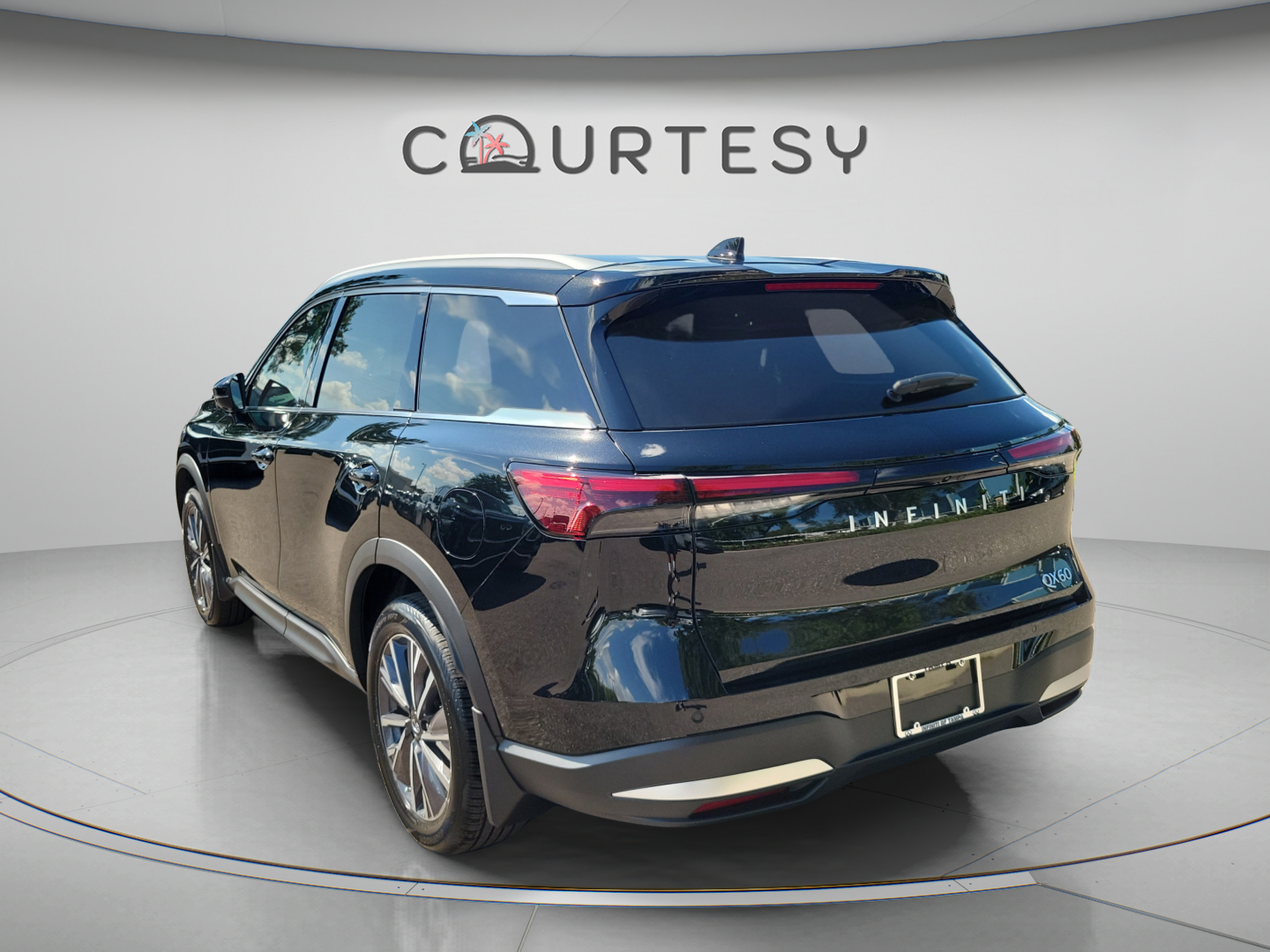 New 2027 INFINITI QX60 Luxe w/ Cargo Package FWD image 2
