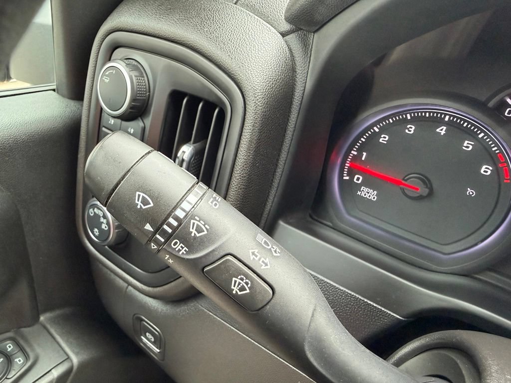 Certified 2022 Chevrolet Silverado 2500 Custom w/ Custom Convenience Package AWD/4WD image 19