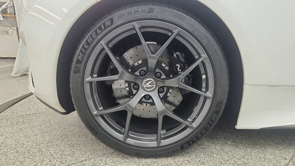 Used 2017 Acura NSX AWD/4WD image 35