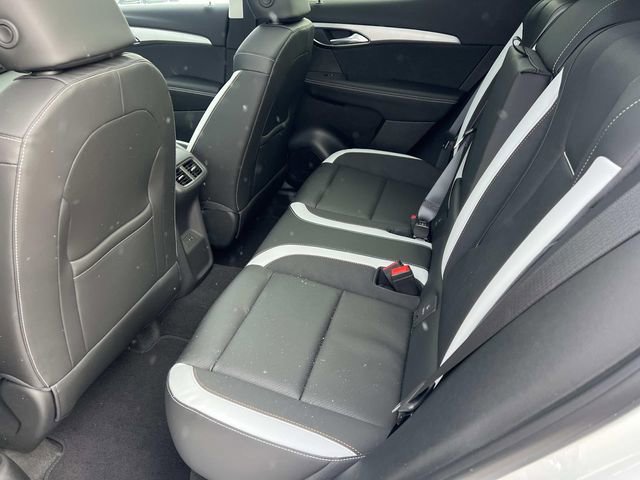 Used 2026 Buick Envision Sport Touring image 10