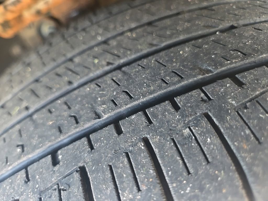 Used 2018 Chevrolet Trax Premier w/ Midnight Edition FWD image 32