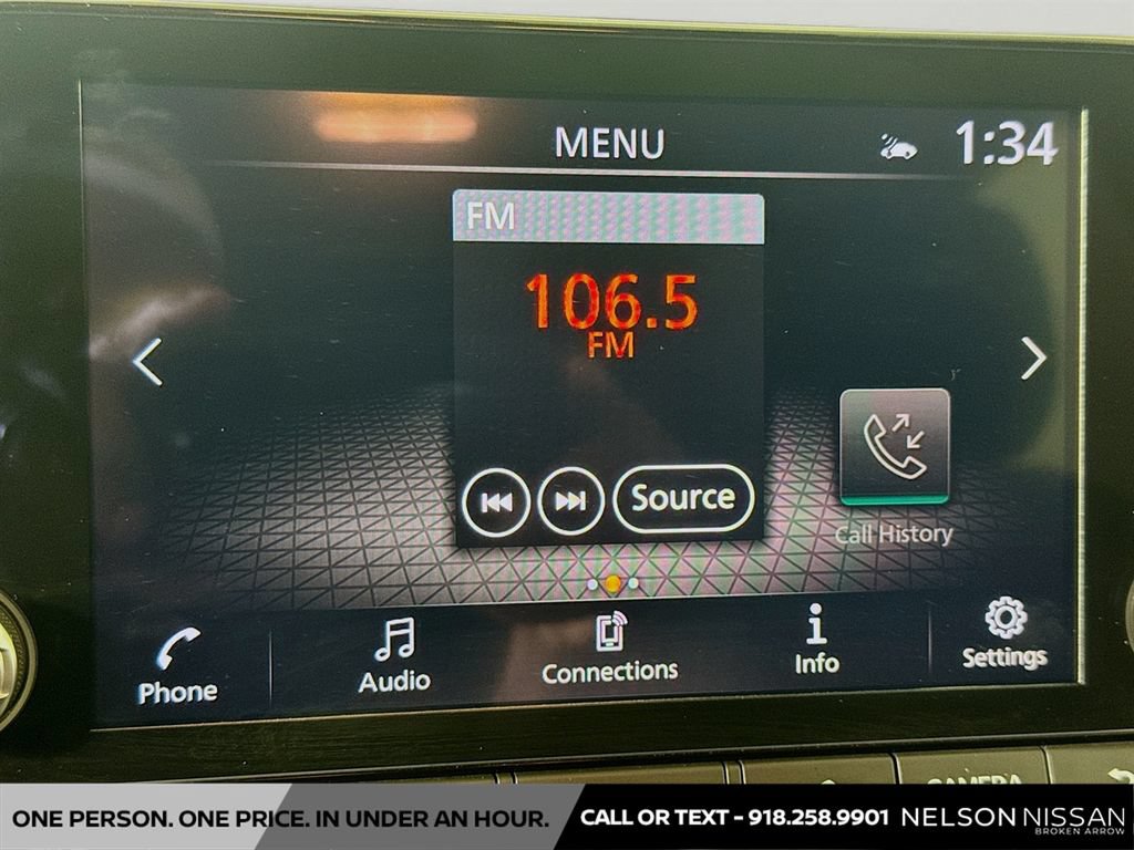 Used 2023 Nissan Rogue SV FWD image 14