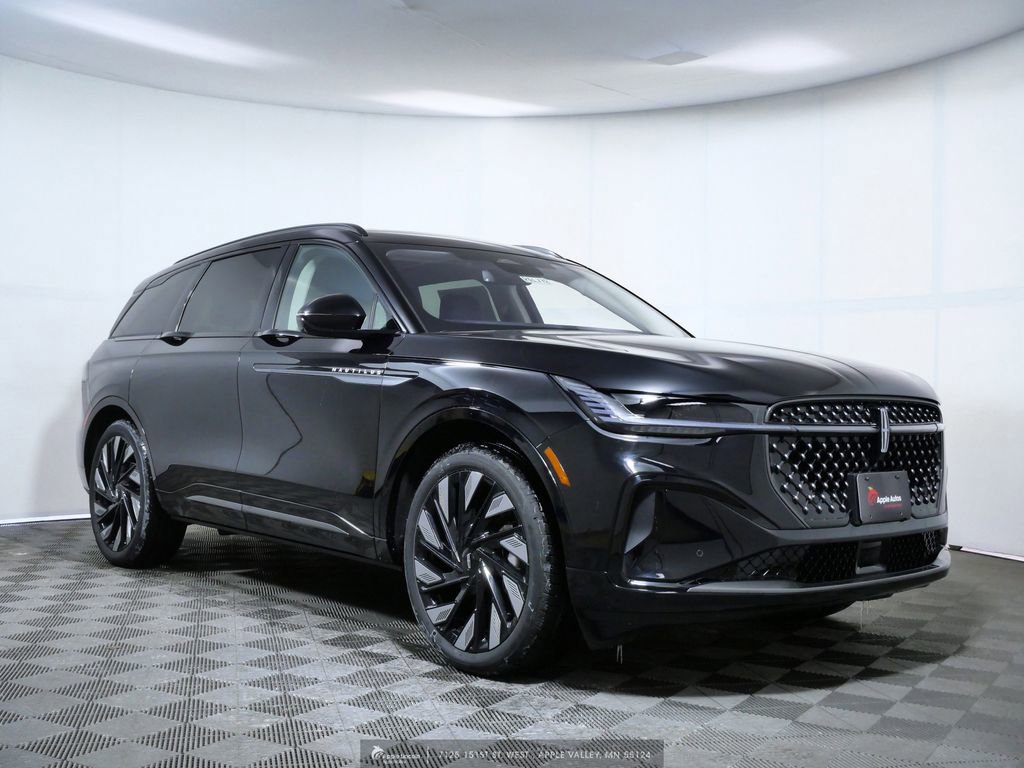 New 2026 Lincoln Nautilus Reserve image 1