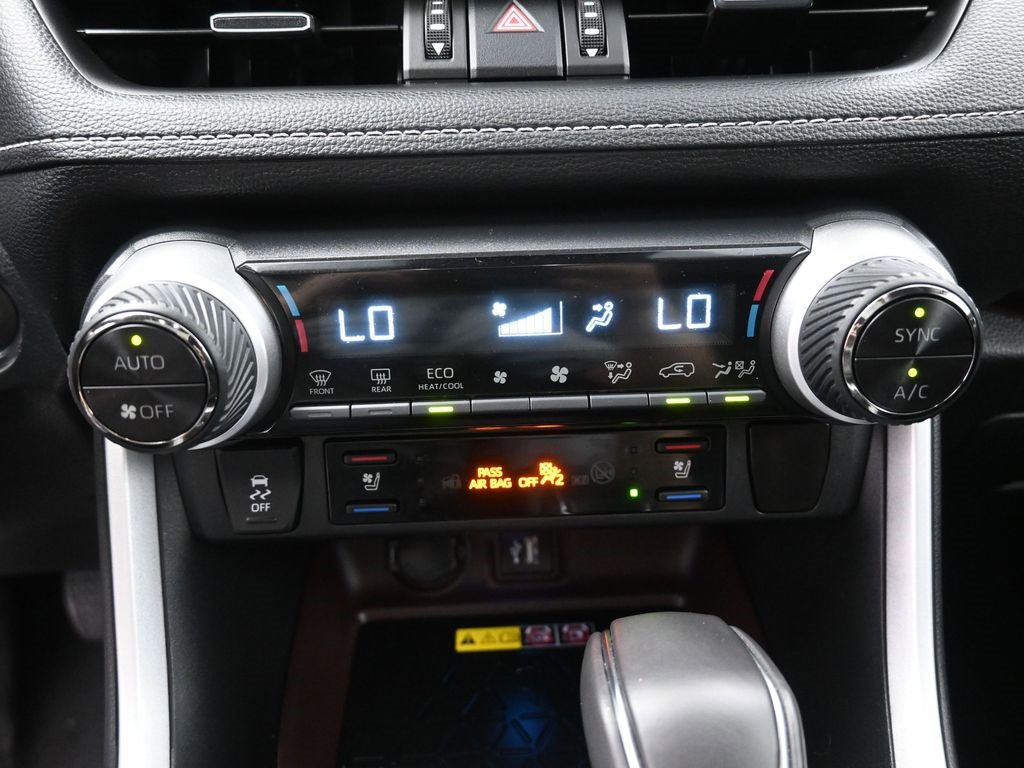 Used 2024 Toyota RAV4 Limited image 9