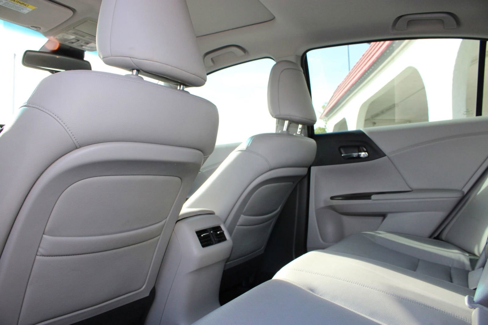 Used 2014 Honda Accord EX-L image 19