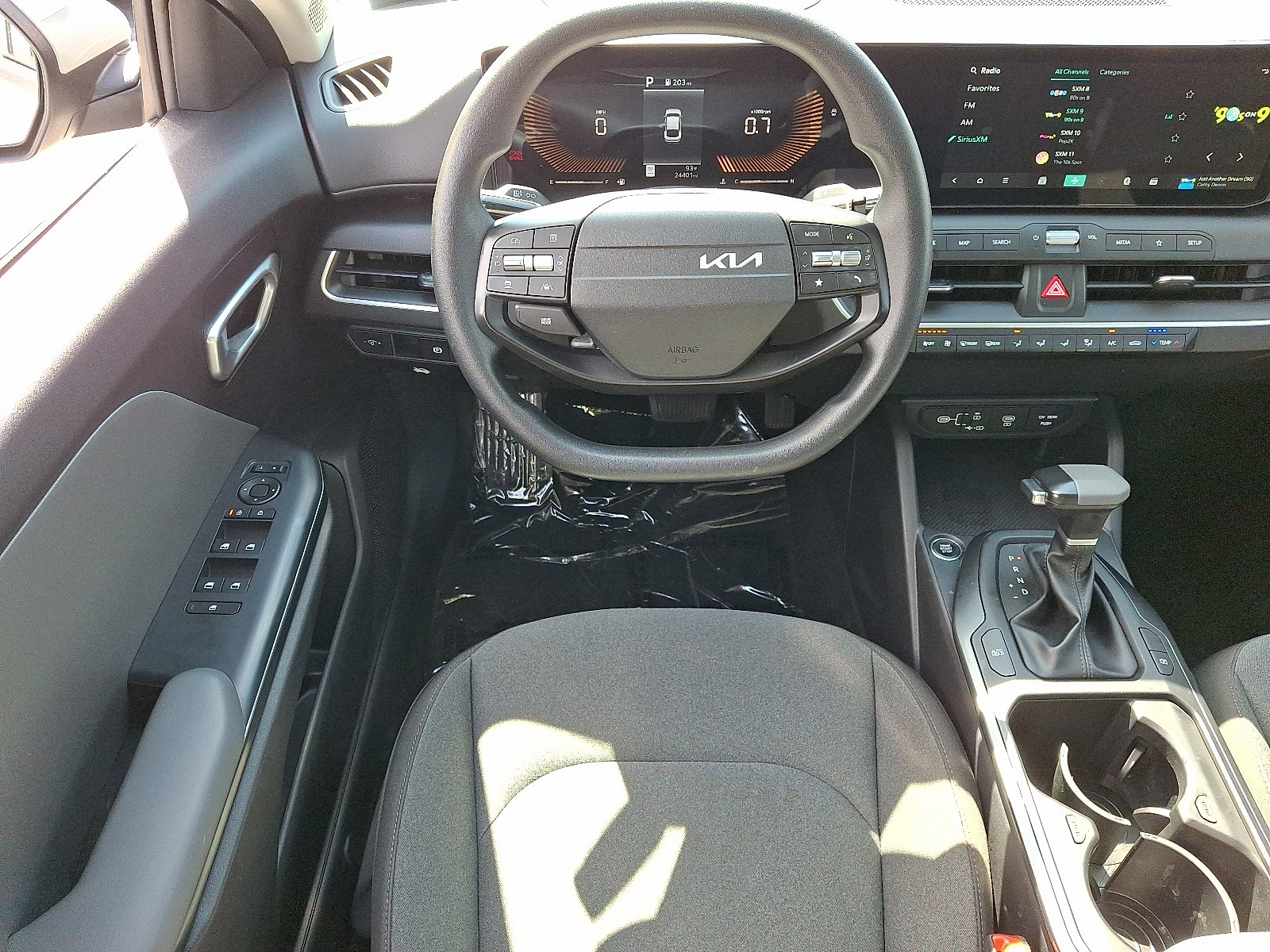 Used 2025 Kia K4 FWD image 12