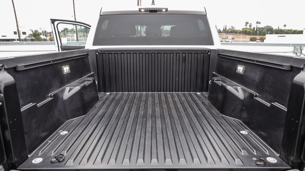 Used 2025 Toyota Tacoma TRD Sport RWD image 30