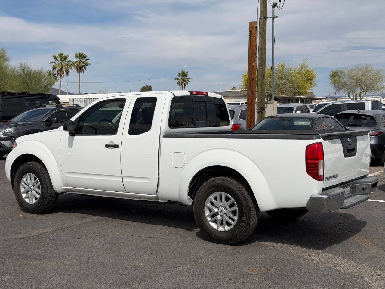 Used 2018 Nissan Frontier SV RWD image 5