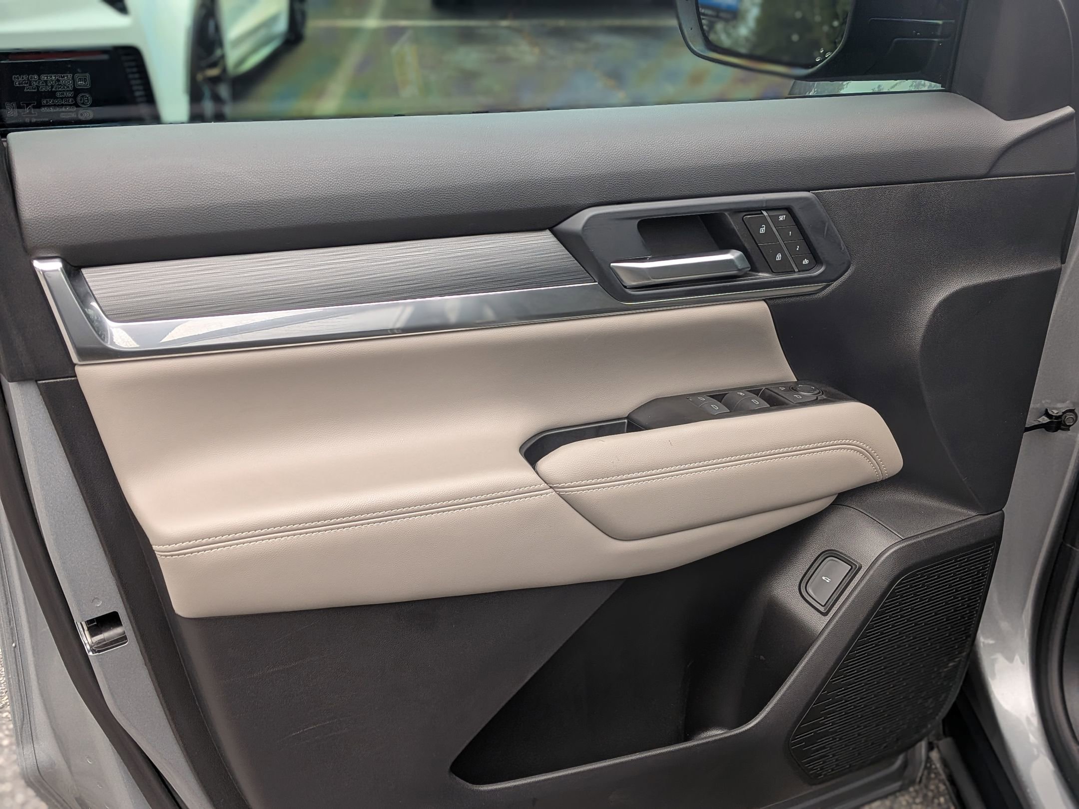 Certified 2025 GMC Terrain Elevation w/ Elevation Premium Package AWD/4WD image 14
