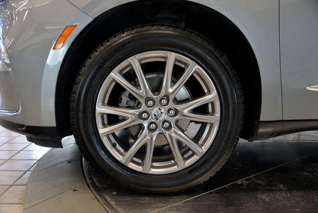 Used 2024 Buick Enclave Essence w/ Experience Buick Package image 10