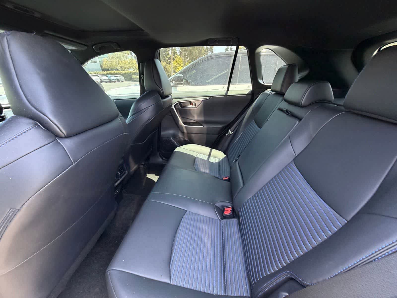 Used 2024 Toyota RAV4 XSE AWD/4WD image 3