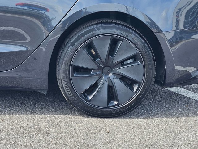 Used 2025 Tesla Model 3 Long Range image 25