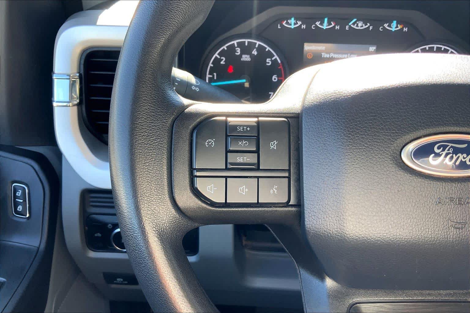 Used 2024 Ford F250 XL w/ FX4 Off-Road Package AWD/4WD image 23