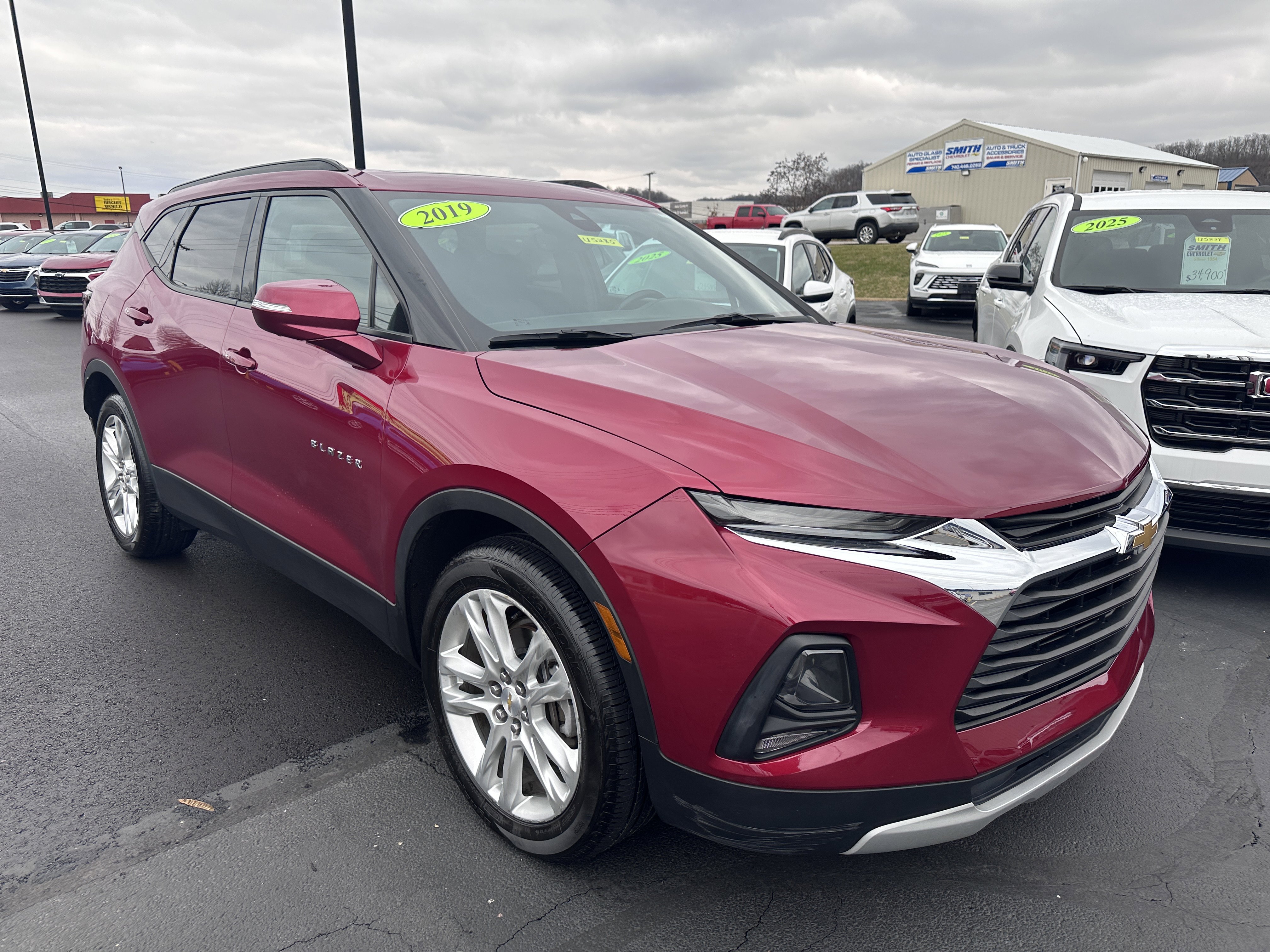 Used 2019 Chevrolet Blazer LT w/ Sun and Wheels Package image 2