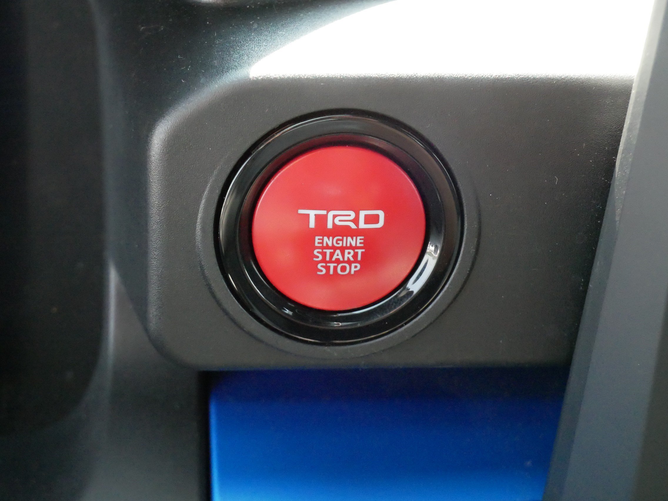 Used 2024 Toyota Tacoma TRD Off-Road AWD/4WD image 27