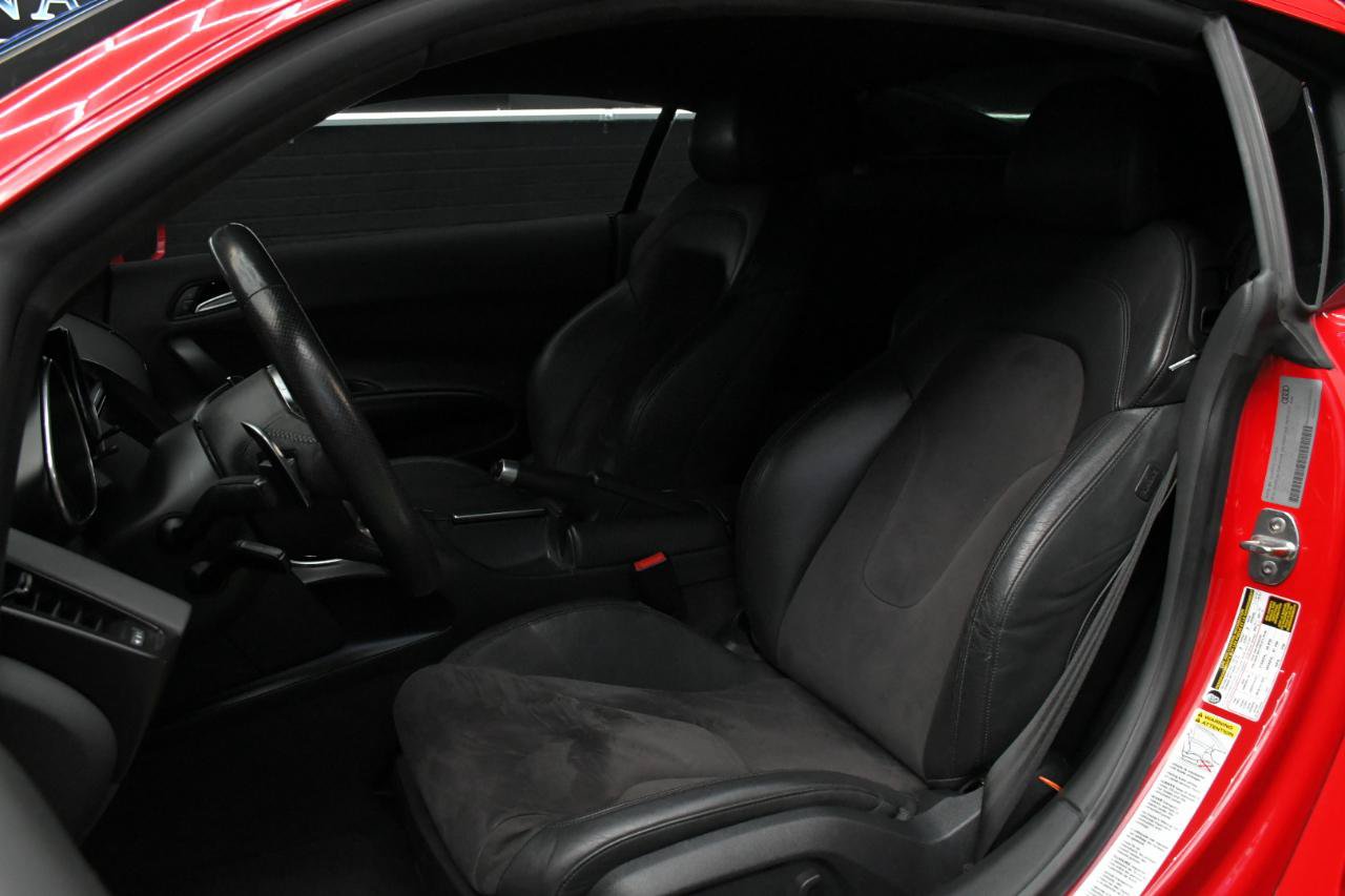 Used 2014 Audi R8 V8 w/ Convenience Package AWD/4WD image 27