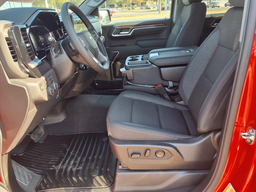 New 2026 Chevrolet Silverado 1500 LT w/ Texas Edition Plus image 6