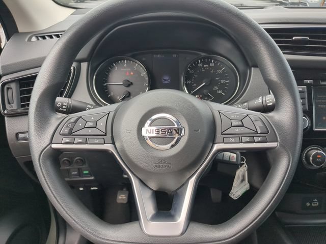 Used 2020 Nissan Rogue Sport S FWD image 30