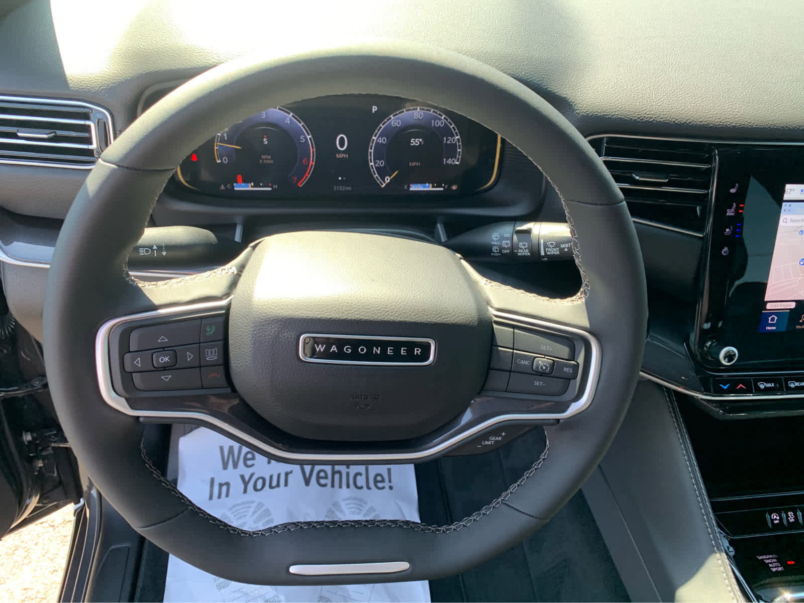 Used 2024 Jeep Wagoneer 4WD w/ Premium Group I image 15