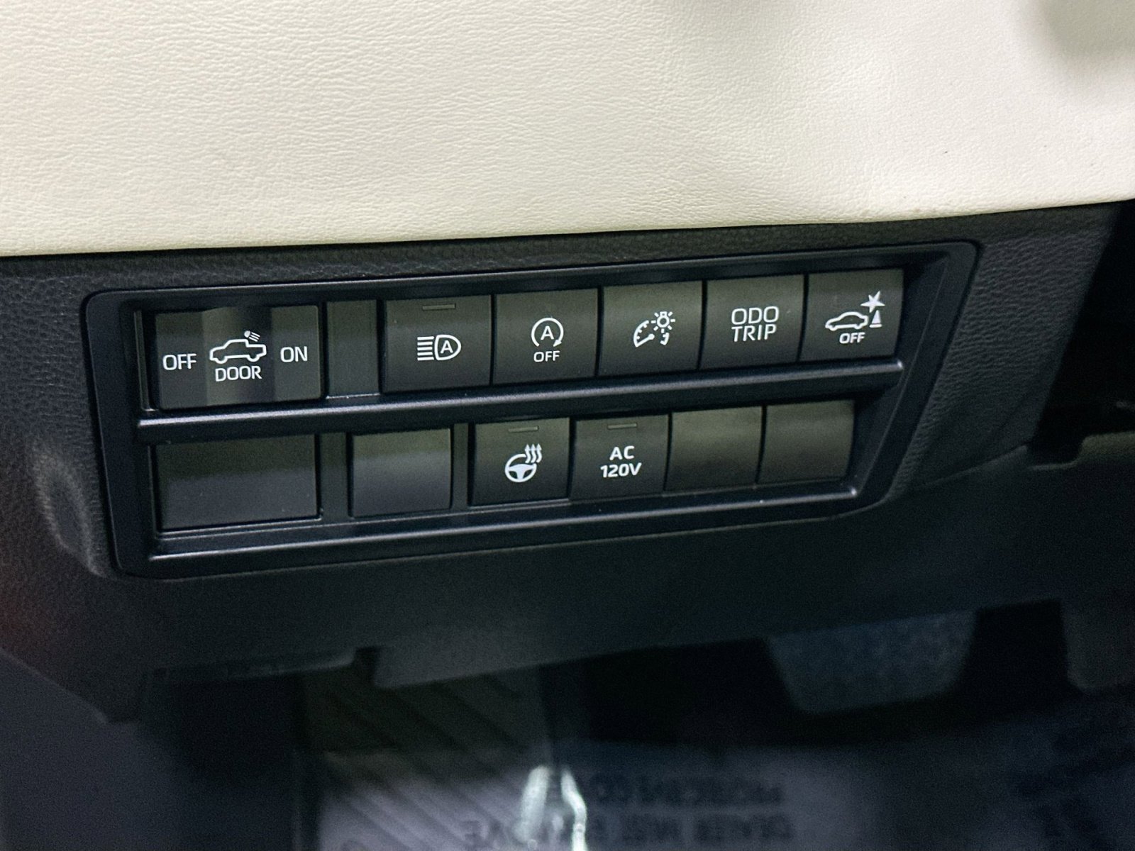 Used 2022 Toyota Tundra 1794 Edition image 17