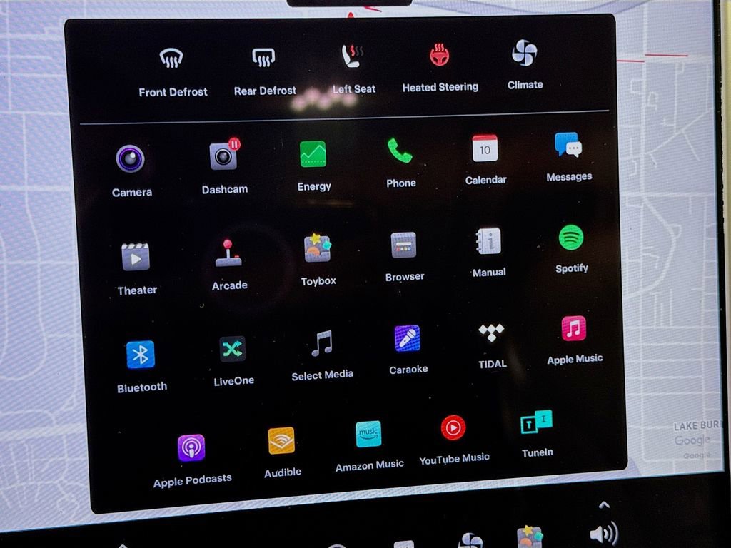 Used 2018 Tesla Model X P100D image 25