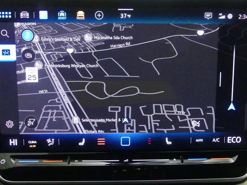 Used 2024 Volkswagen ID.4 Pro image 9