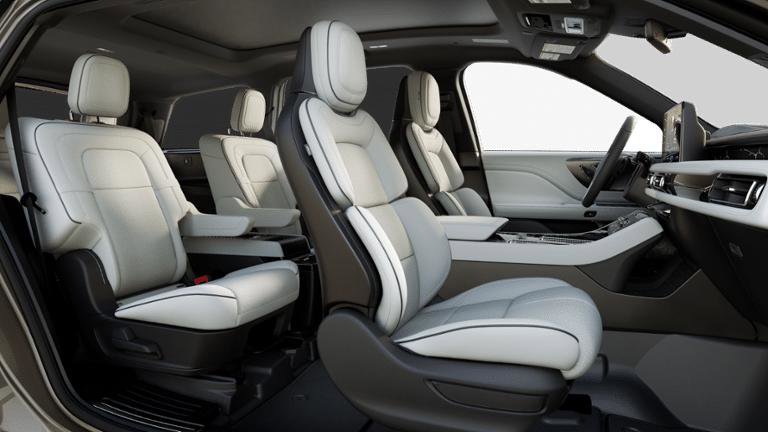 New 2025 Lincoln Aviator Black Label image 27