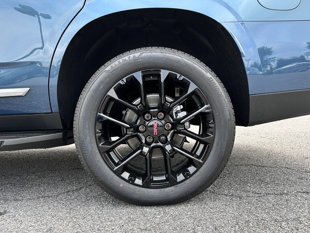 New 2026 GMC Yukon Elevation w/ Elevation Premium Package AWD/4WD image 39