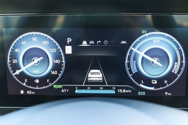 New 2026 Hyundai Elantra Sport image 23